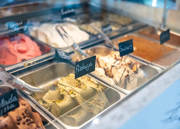 Vittoria Aparthotel 4*